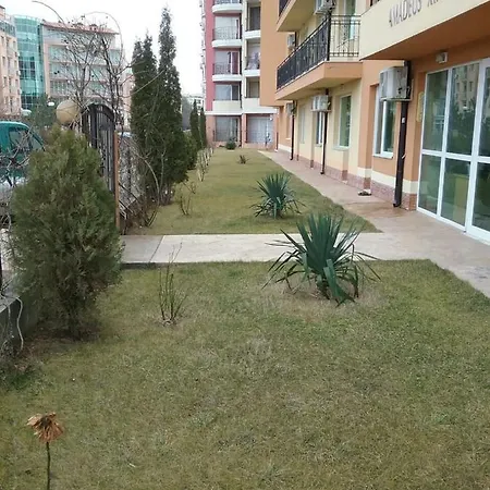 амадеус Xlx Апартамент *